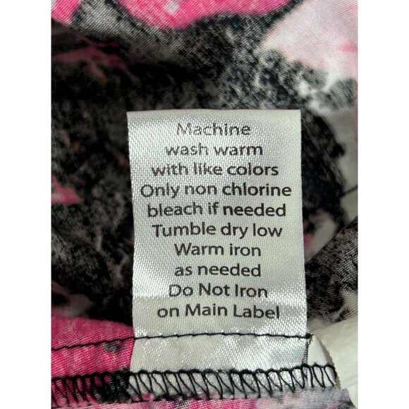 Healing Hands Floral 2-Pocket Short Sleeve Scrub Top in Black/Pink - Sz L - Picture 6 of 6